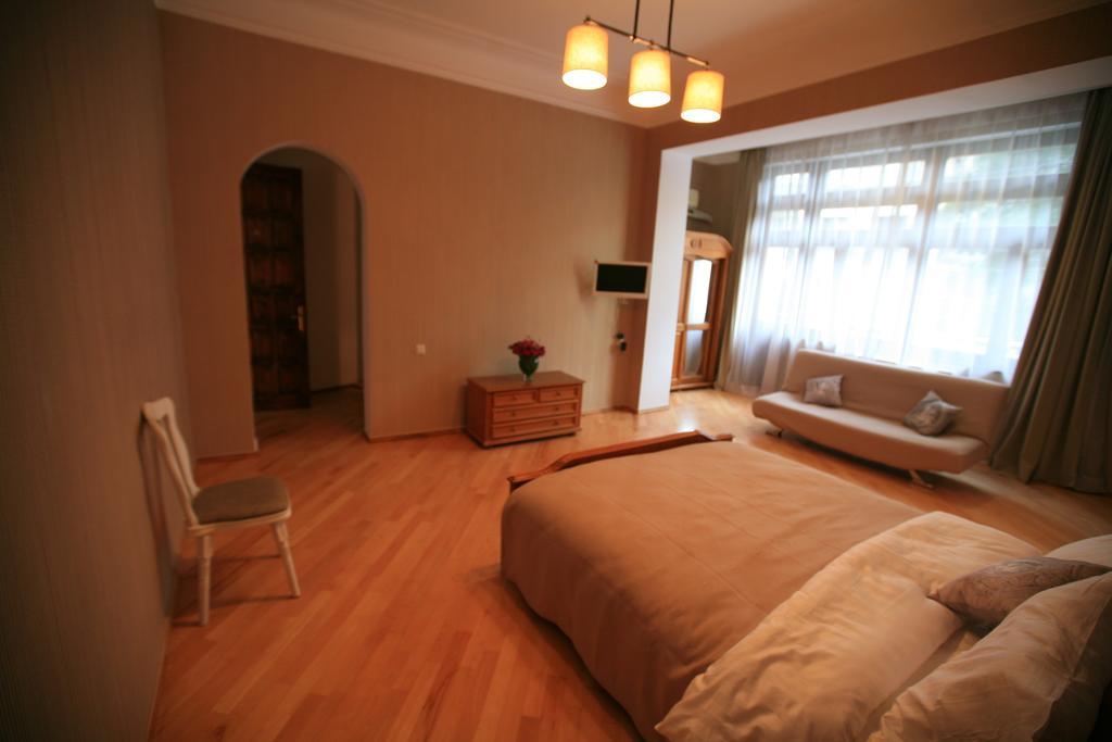 Vera House Tbilisi Exteriör bild