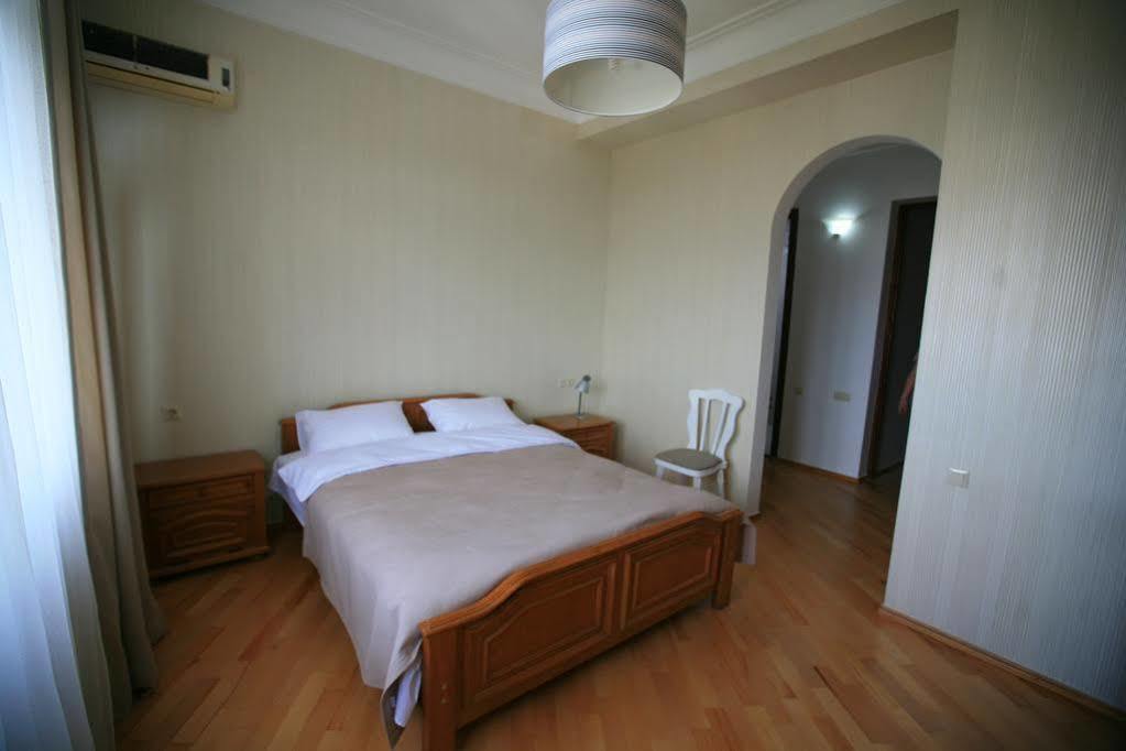 Vera House Tbilisi Exteriör bild