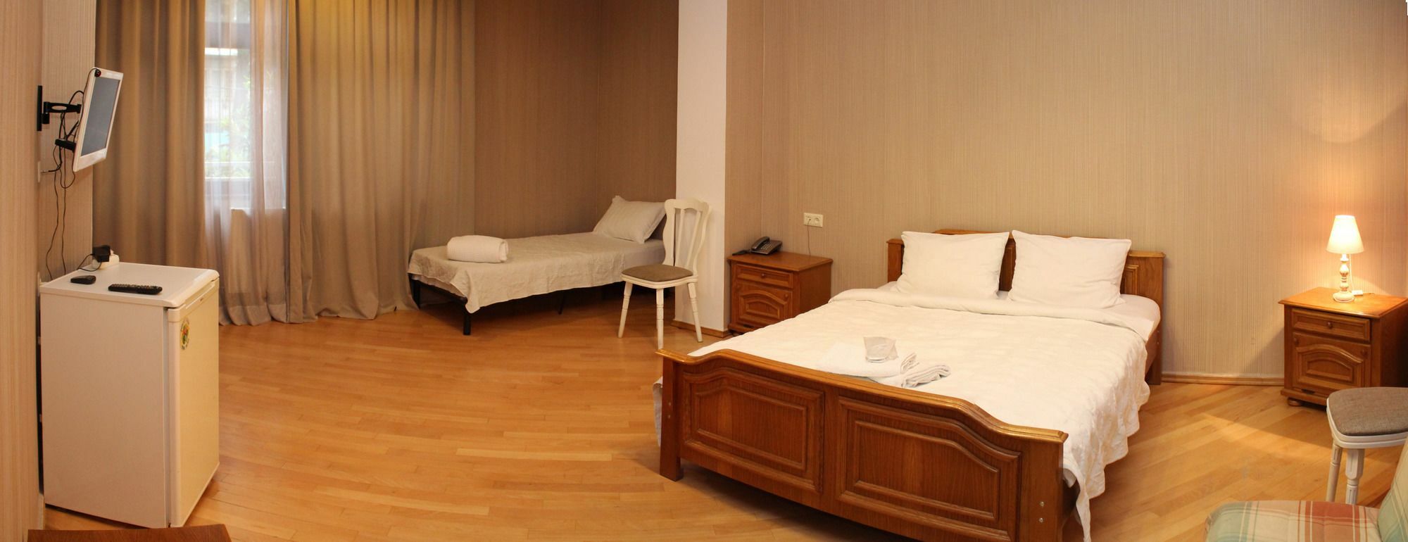 Vera House Tbilisi Exteriör bild